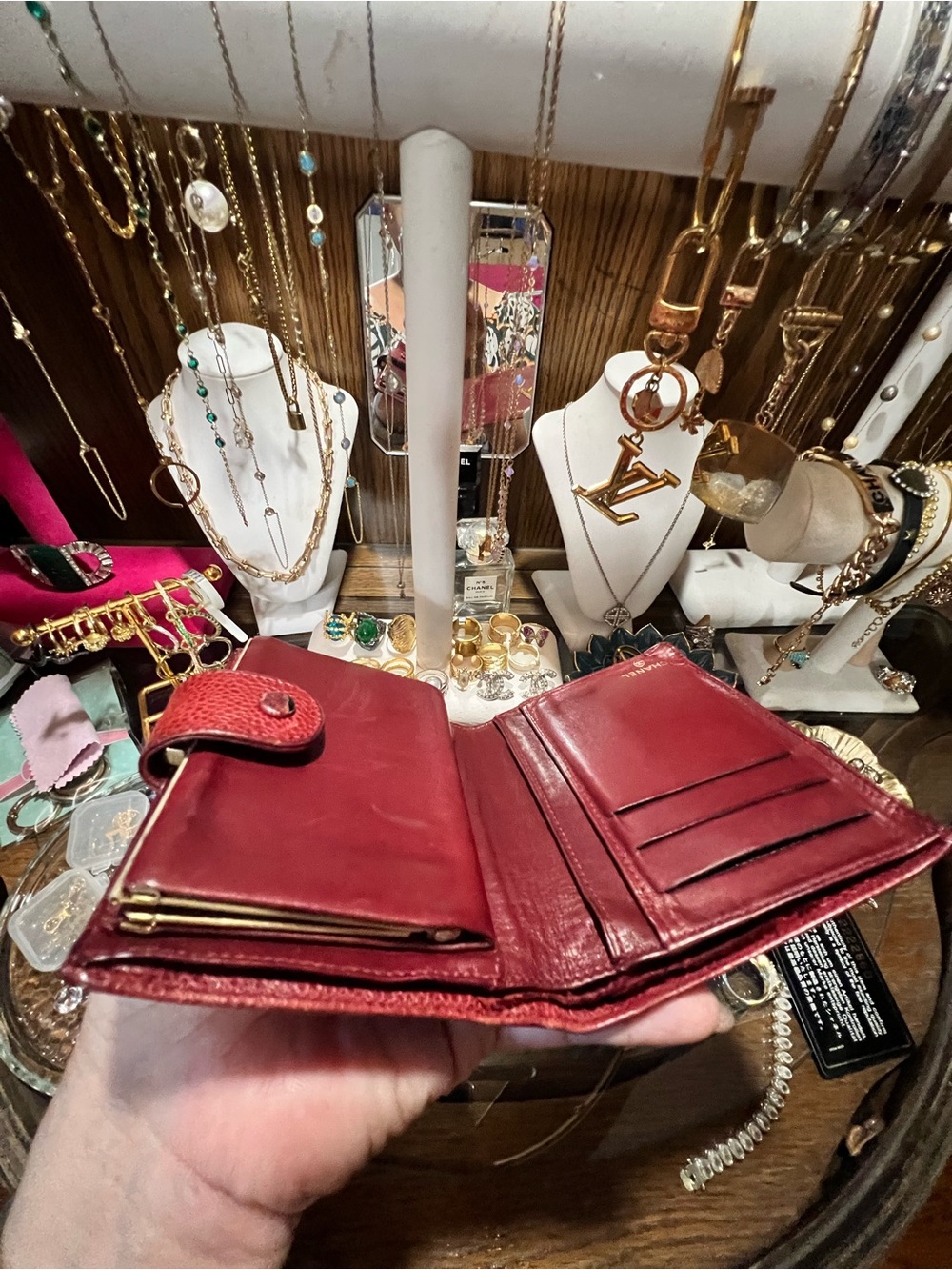 Authentic CHANEL Red Caviar CC Bifold Wallet - Picture 11 of 16